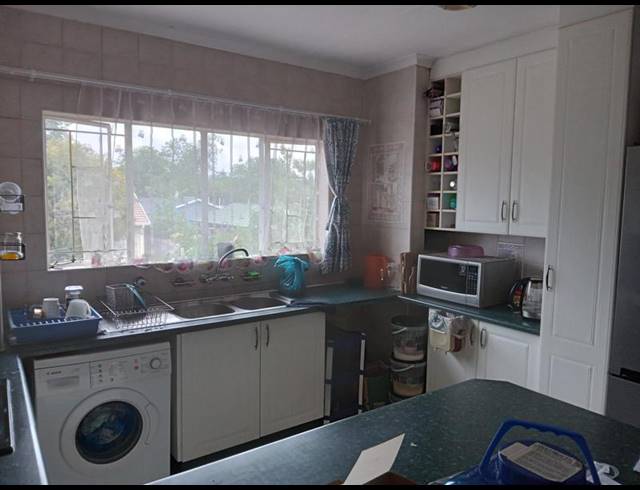 3 BEDROOM TOWNHOUSE FOR SALE IN EASTLEIGH